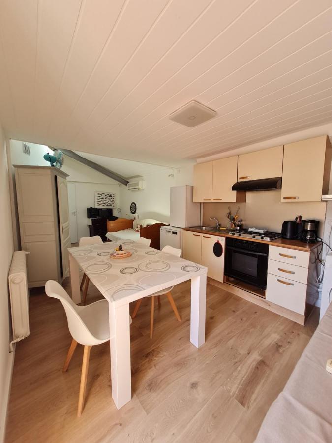 Jolie T2, Avec Cour Privee Apartment Frontignan Exterior photo
